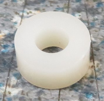 Plastic Insulation spacer 6x3mm