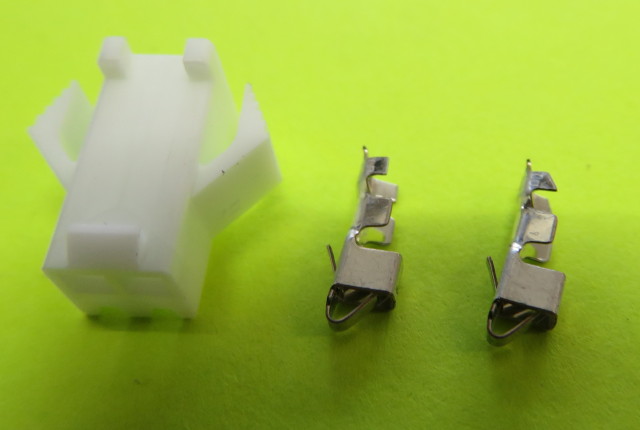 2 pin plug shell with 2x Female contacts
